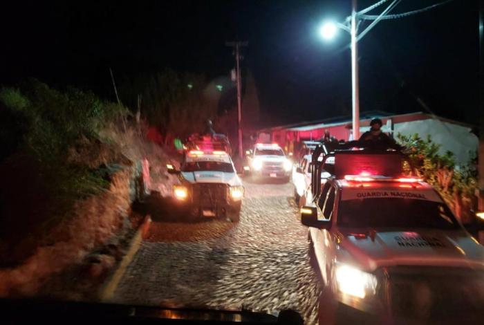 Atacan con explosivos desde drones a policías durante patrullaje en Parácuaro
