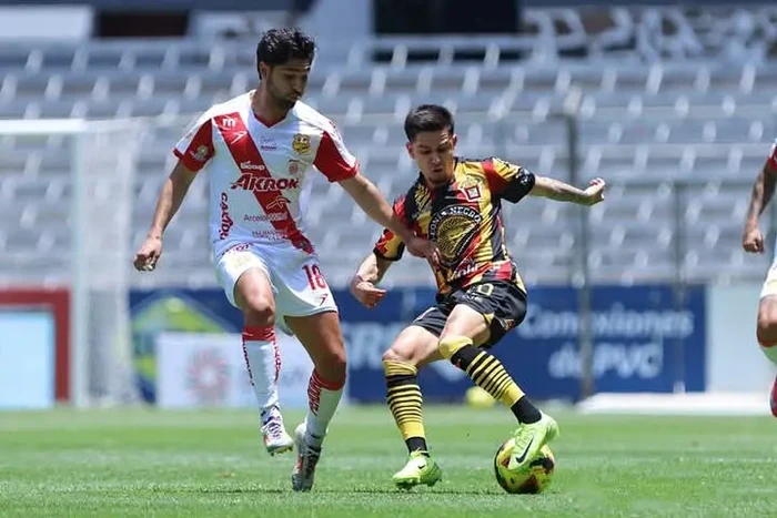 Atlético Morelia cae ante Leones Negros en la cancha del Estadio Jalisco