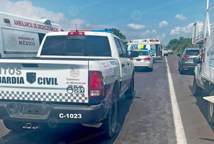 Atrop3llan a normalista mientras boteaba en la Morelia-Pátzcuaro
