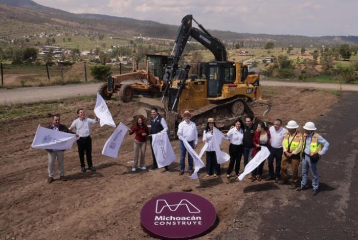 Av. Amalia Solórzano se amplía para conectar a tenencias de Jesús del Monte, Santa María y Morelos: Bedolla