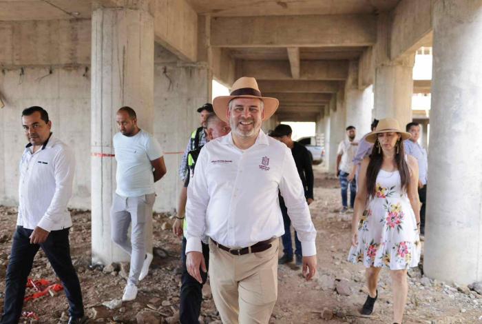 Avanza construcción de la Universidad Politécnica de Aquila: Bedolla