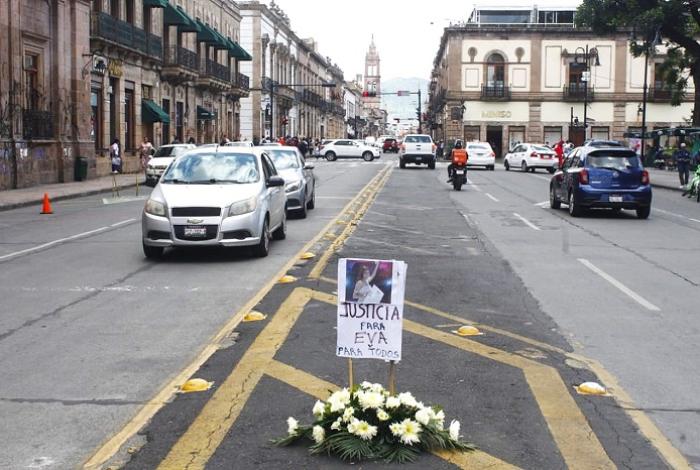 Avanza FGE con la investigación de la muerte de Eva en Mil Cumbres; atacantes robaron una Jeep minutos antes