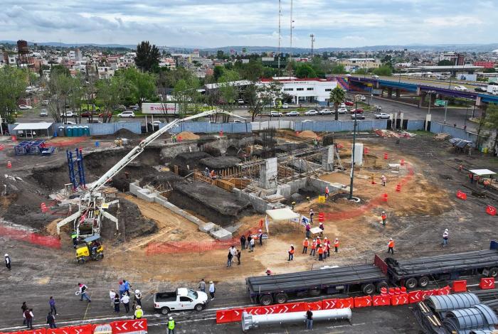 Avanza la transformación de Morelia; supervisa Bedolla estaciones del teleférico