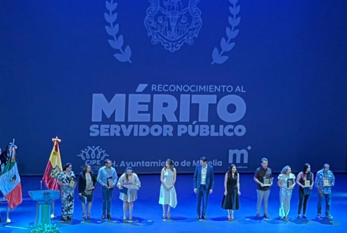 Ayuntamiento de Morelia reconoce a trabajadores municipales por su labor en la ciudad