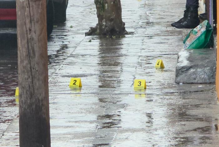 Bal3an a un hombre en negocio de maquinitas tragamonedas en la Ventura Puente