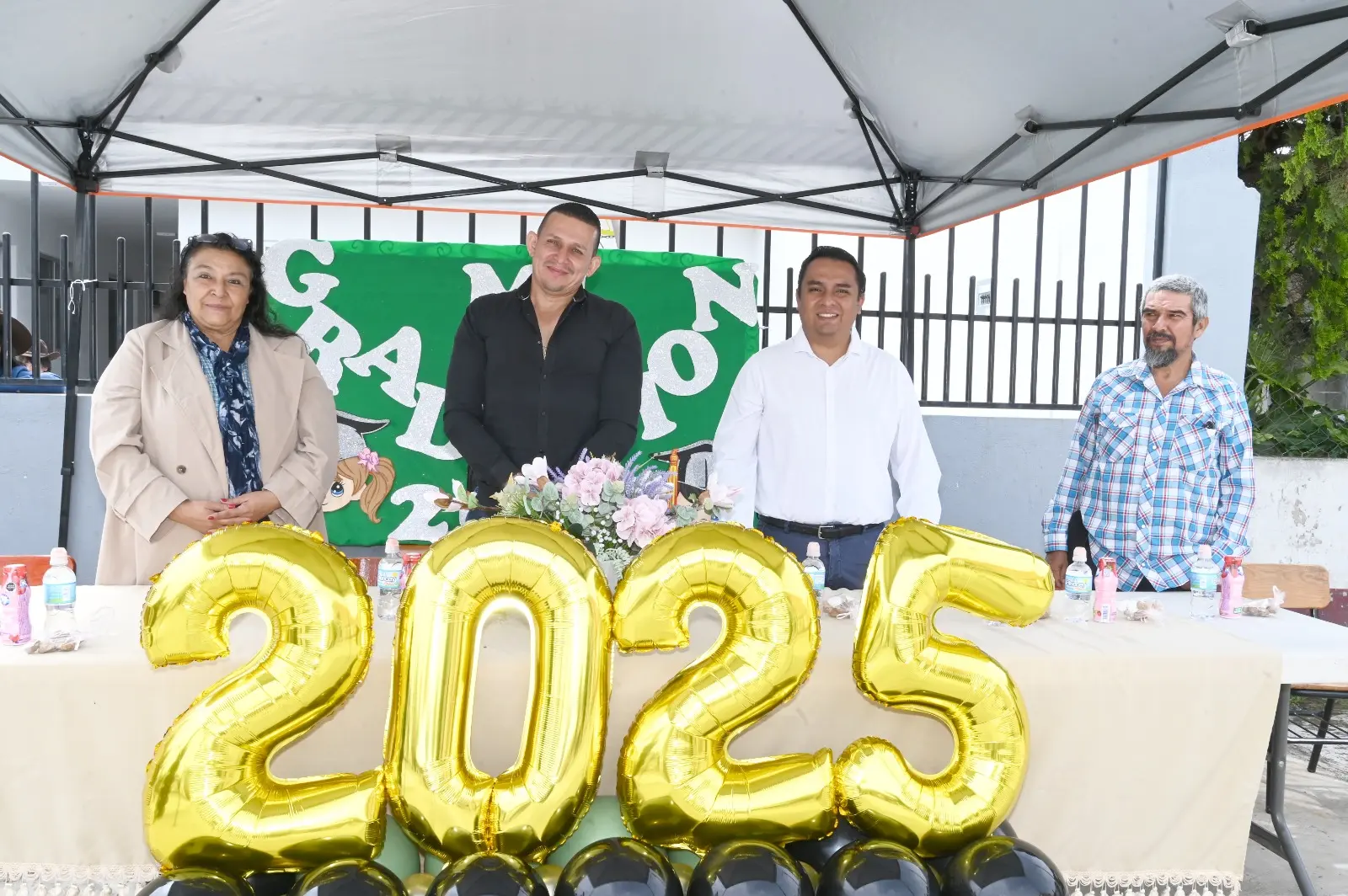 Barush Loredo refrenda su compromiso con los niños y comunidades de Zamora