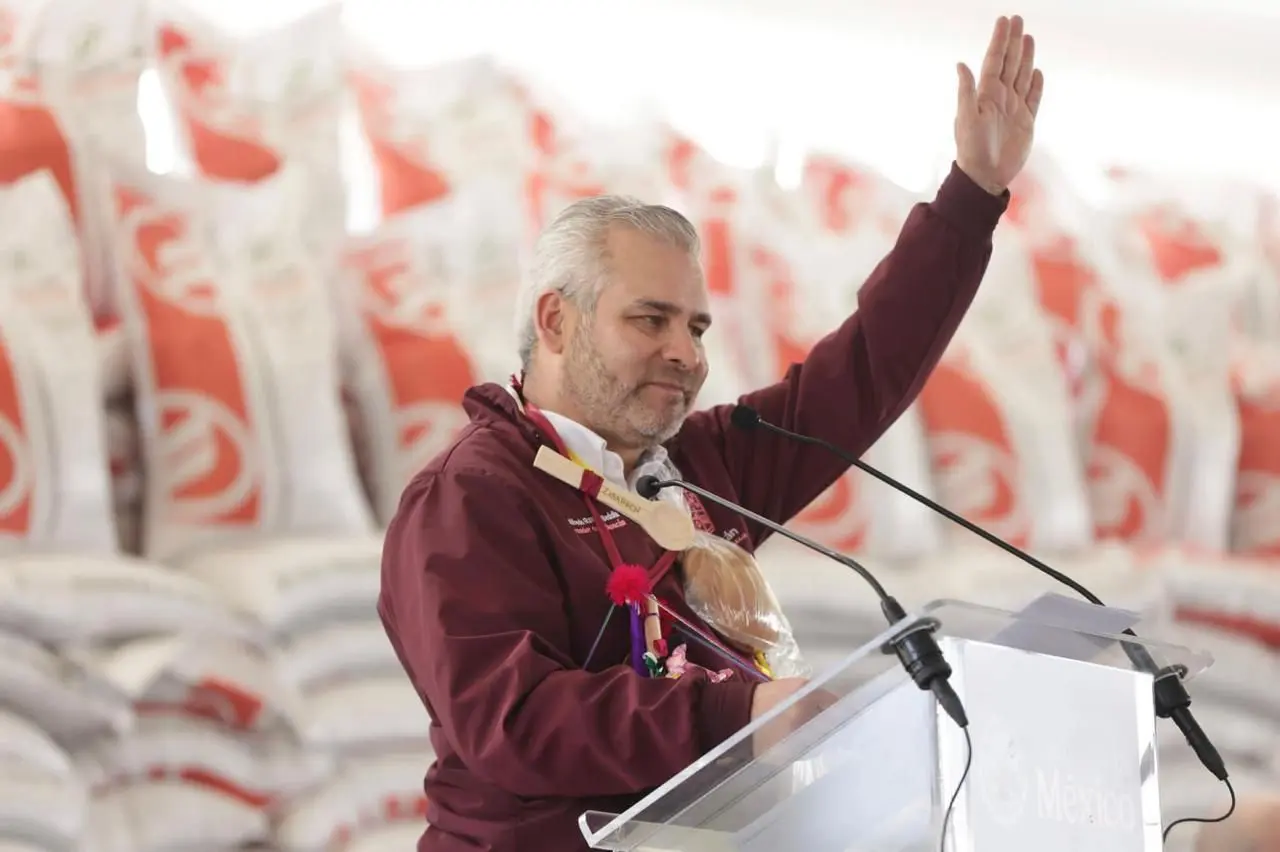 Bedolla aclara diferencias en precios del campo