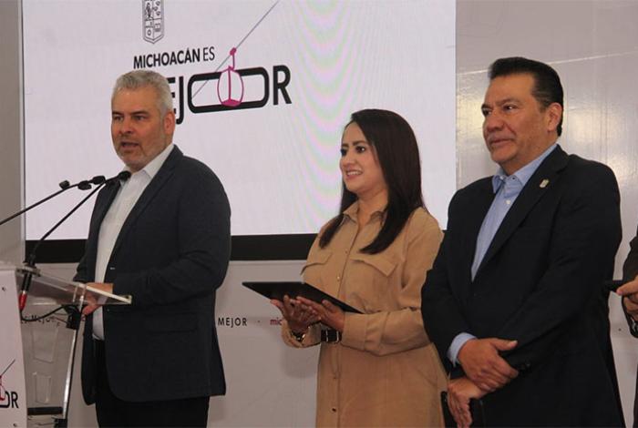 Bedolla destaca como relevante que no hubo víctimas civiles que lamentar tras explosión en Coahuayana