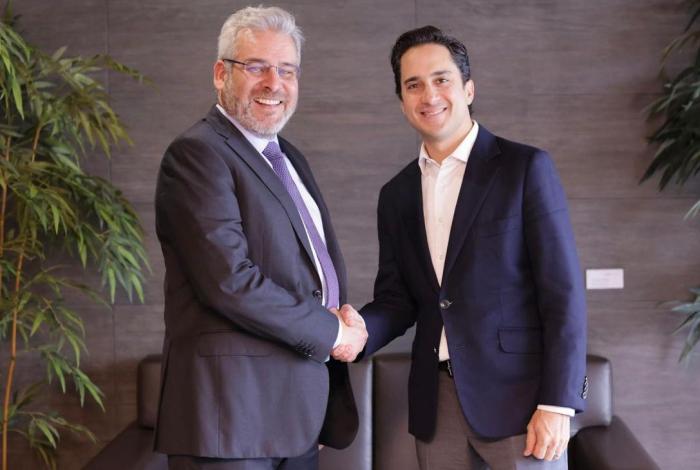 Bedolla impulsa en Banobras proyecto de metrobús para Morelia