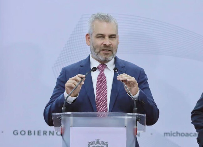 Bedolla promete sanciones si hay desvíos en auditorías a SSM