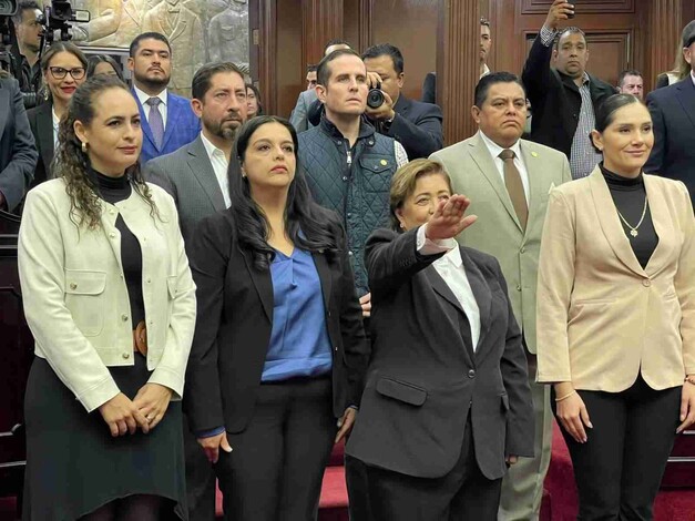 Blanca Ibarra toma protesta como Presidenta Municipal de Cotija