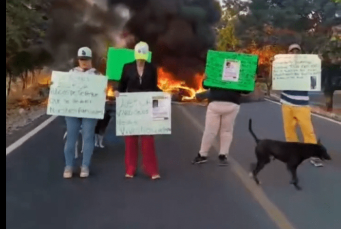Bloqueo en Buenavista por desapariciones forzadas