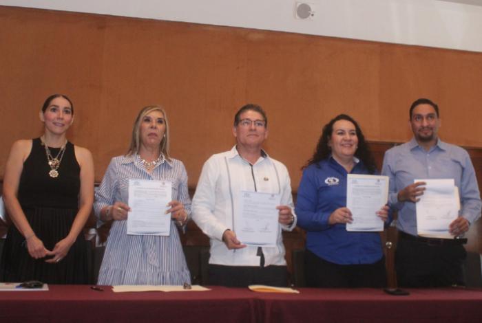 Buscan consolidar a Michoacán como principal destino turístico: AMAV y AHMEMAC firman convenio