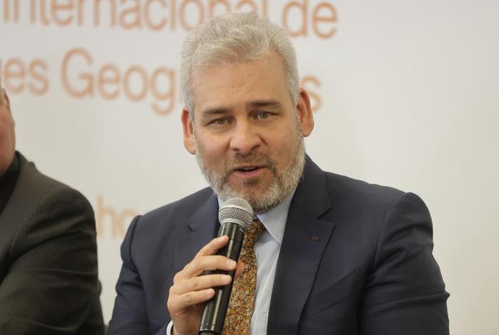 Buscan recursos legales para continuar con obra del Teleférico de Uruapan