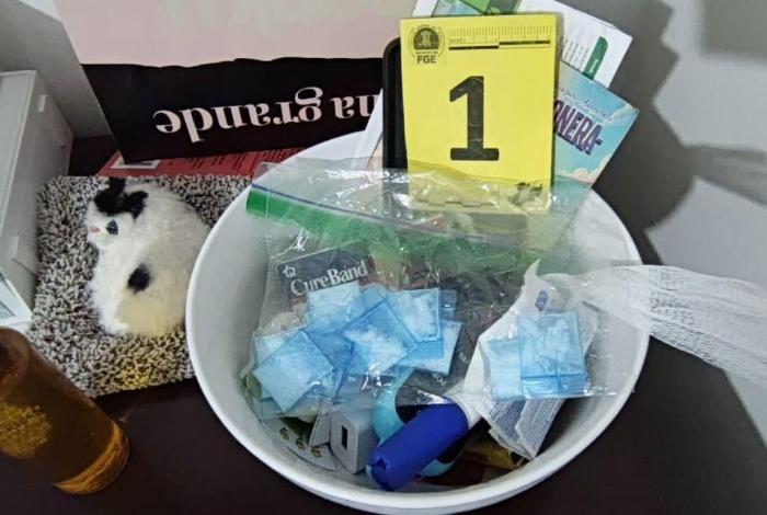 Caen tres con droga, fusiles y autos robados, en Morelia, Tarímbaro y Álvaro Obregón