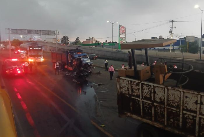 Camión de carga provoca choque múltiple en el Libramiento Norte de Morelia; hay un lesionado