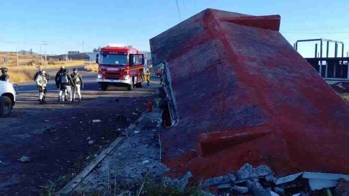 Camioneta choca parada de camiones en Morelia