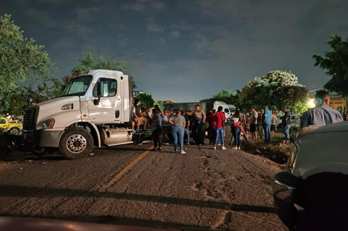 Cansados de accidentes en la Siglo XXI, manifestantes mantendrán bloqueo