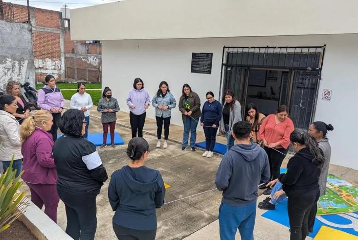 Capacitación en Inteligencia Emocional fortalece atención comunitaria en Quiroga