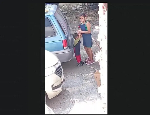 Captan en video a mujer golpeando a bebé