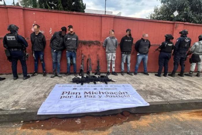 Capturan a 6 presuntos miembros del cártel jalisciense en Tingambato; uno es venezolano