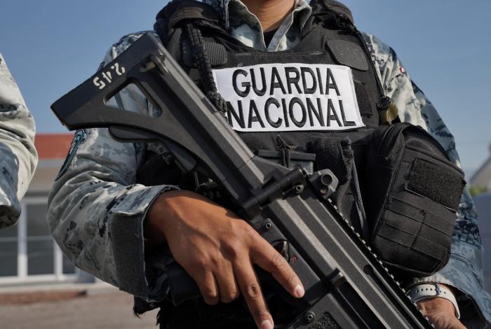 Capturan a seis presuntos sicarios del CJNG en El Santuario, poblado de Tocumbo