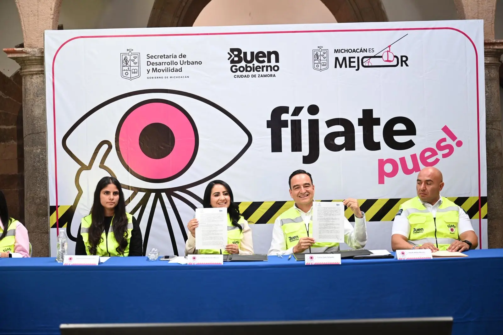 Carlos Soto reafirma el compromiso de Zamora con una ciudad más humana y segura al sumarse a la campaña “Fíjate pues”