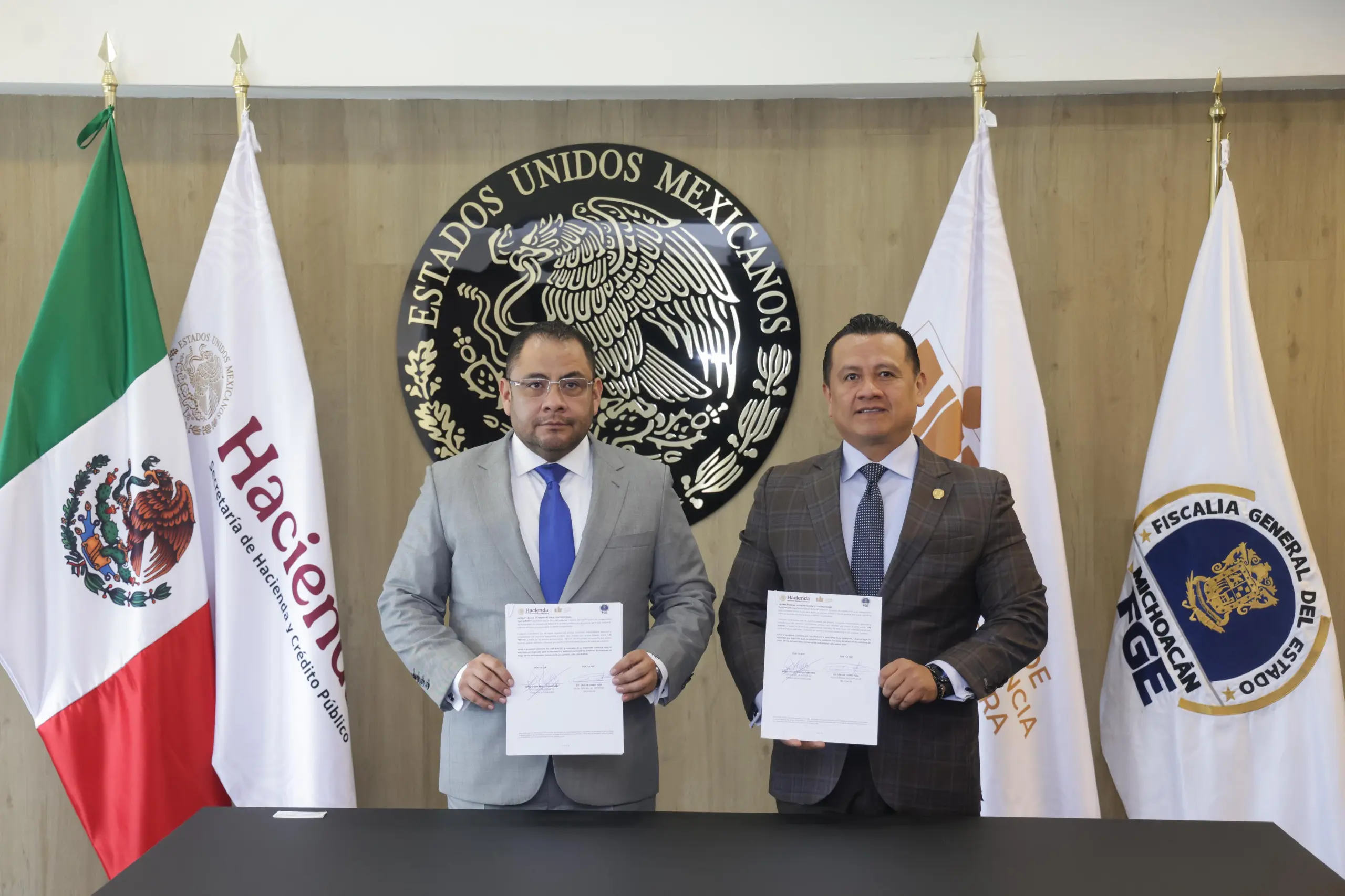 Carlos Torres Piña cierra filas con la Unidad de Inteligencia Financiera para golpear las finanzas del crimen en Michoacán