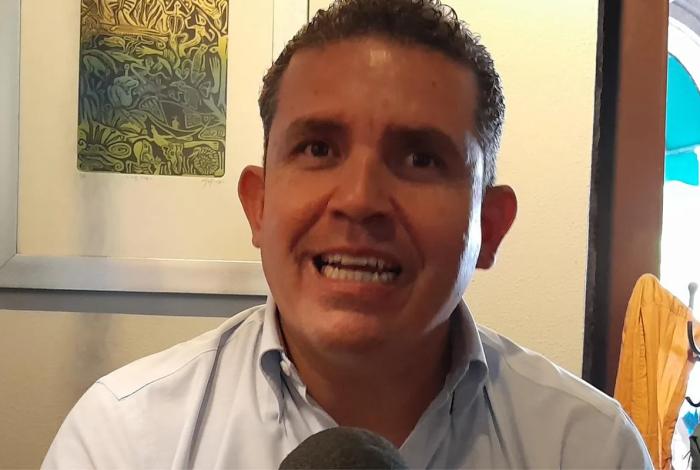 Carlos Torres Piña es un perfil que puede considerarse en cualquier espacio público