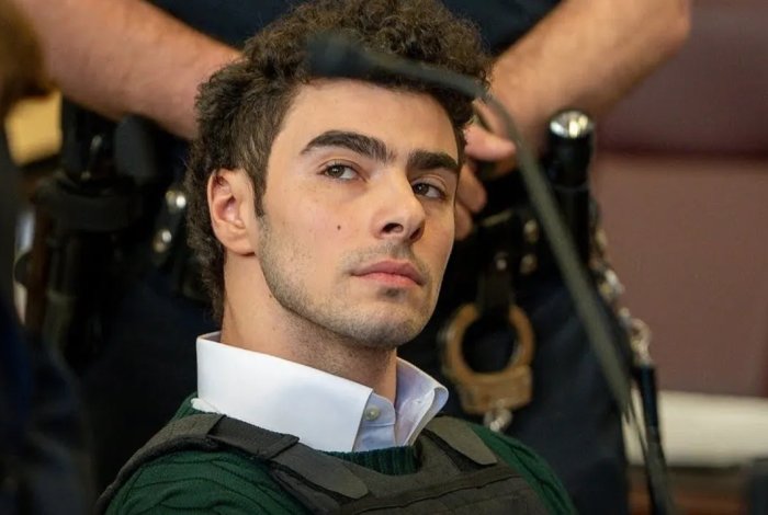 Caso Brian Thompson: Nuevo video del arresto de Mangione en McDonald’s