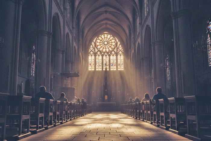 Catolicismo pierde peso en Latinoamérica tras una década de caída sostenida, dice sondeo