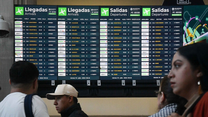 Ceder control a CDMX permitirá recuperar vuelos en aeropuerto de LC: Bedolla