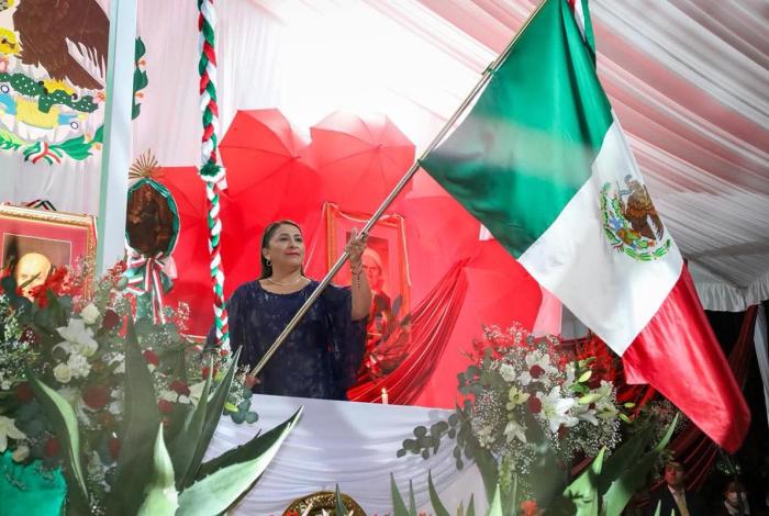 Celebró el pueblo de Quiroga, con orgullo histórico, el Grito de Independencia
