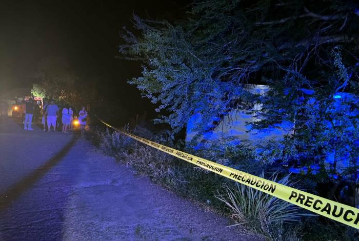 Choque entre dos vehículos deja tres muertos en la Tuzantla-Tiquicheo