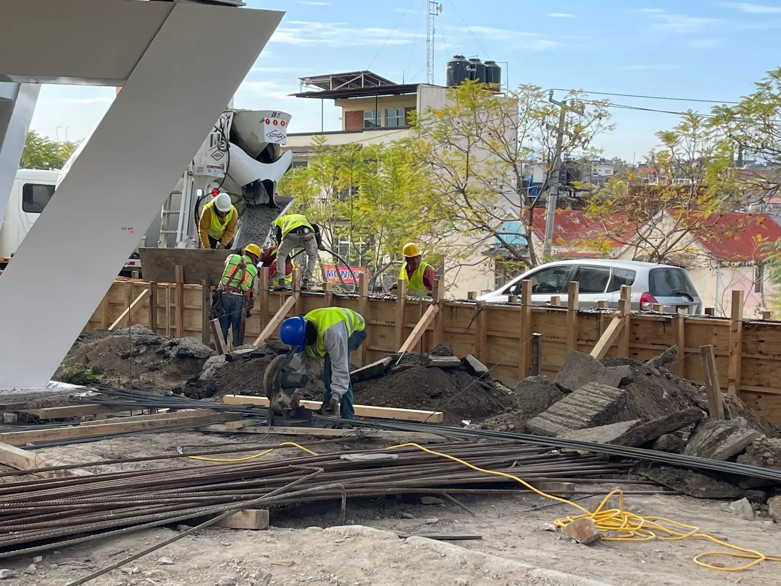 Cierre vial nocturno sobre el Periférico de Morelia