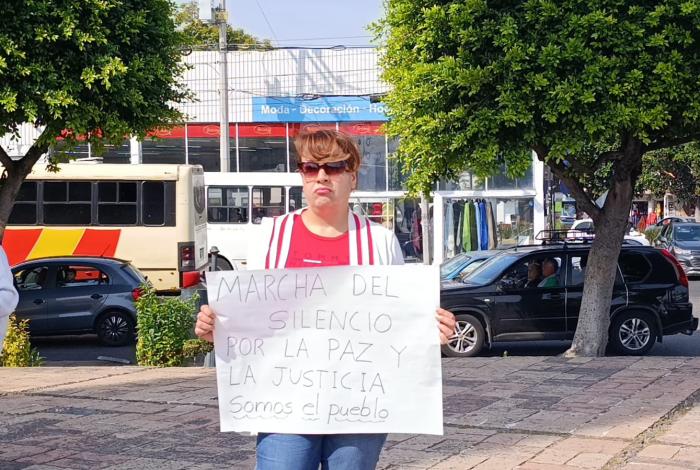Ciudadanos se manifiestan en Morelia para exigir paz y justicia