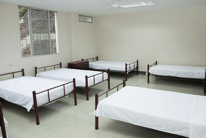 Coepris vigila higiene de anexos en Michoacán