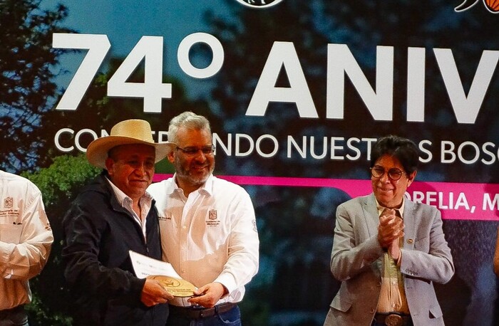 COFOM, punta de lanza en política forestal nacional: Bedolla