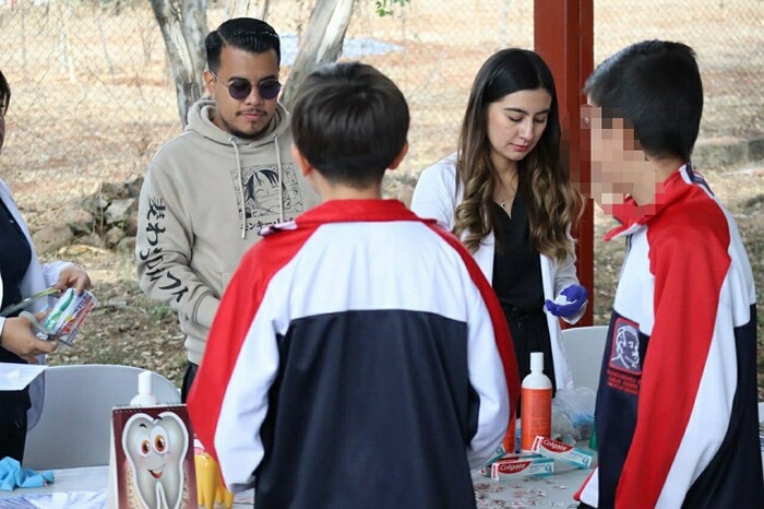 Colegio de Morelia lleva Caravana de Salud, Cultura y Educación a Telesecundaria