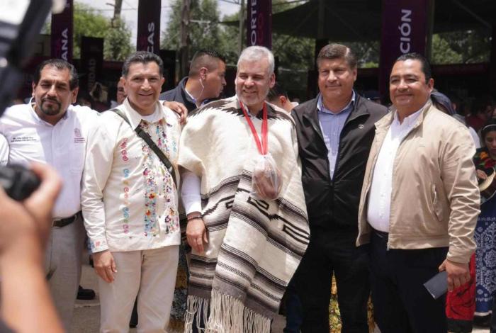 Con audiencia pública Bedolla responde solicitudes ciudadanas en Tzintzuntzan