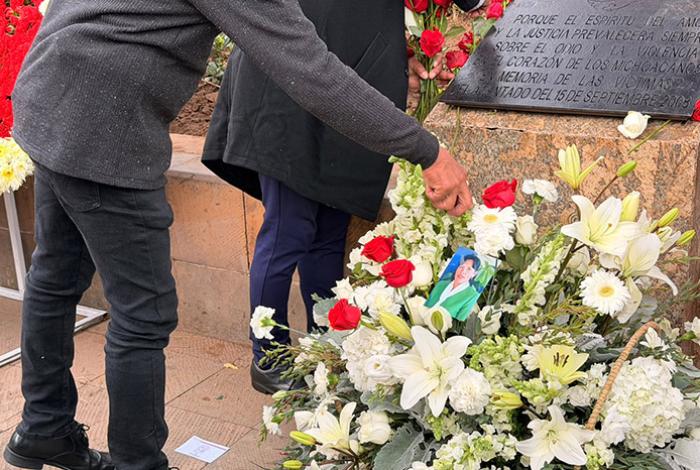Con esquirlas en el cuerpo y sin justicia, víctimas recuerdan el atentado del 15S en Morelia
