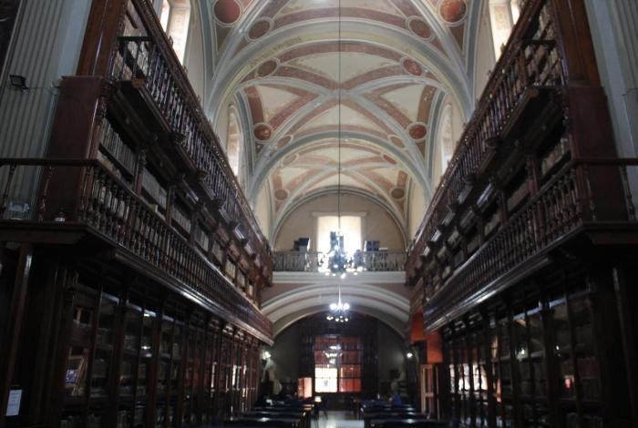 Con herramientas de vanguardia mundial, UMSNH aperturó Bibliotecas Inclusivas en gestión de Yarabí Ávila