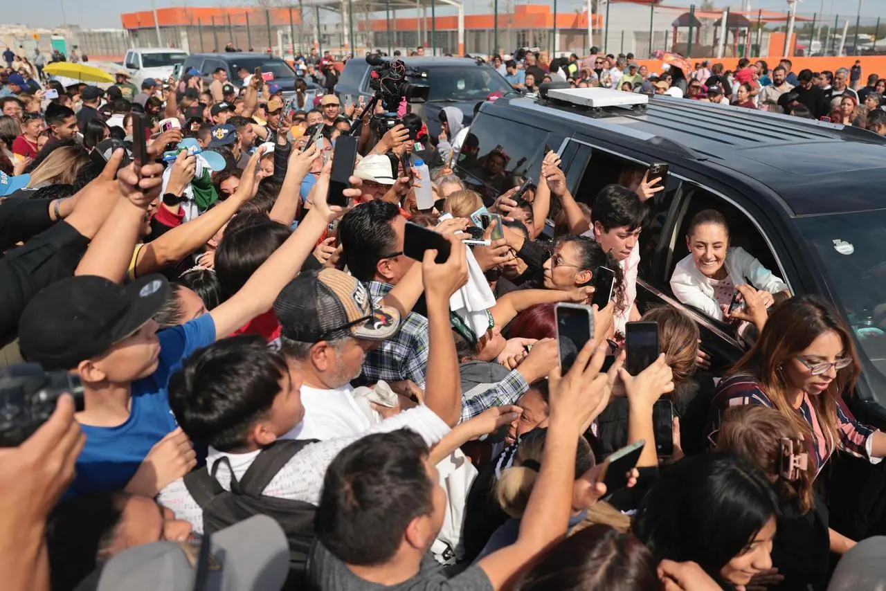 CON LA META DE 1.8 MILLONES DE VIVIENDAS ESTAMOS CONSTRUYENDO BIENESTAR: PRESIDENTA CLAUDIA SHEINBAUM ENCABEZA ENTREGA DE VIVIENDAS EN JUÁREZ, NUEVO LEÓN