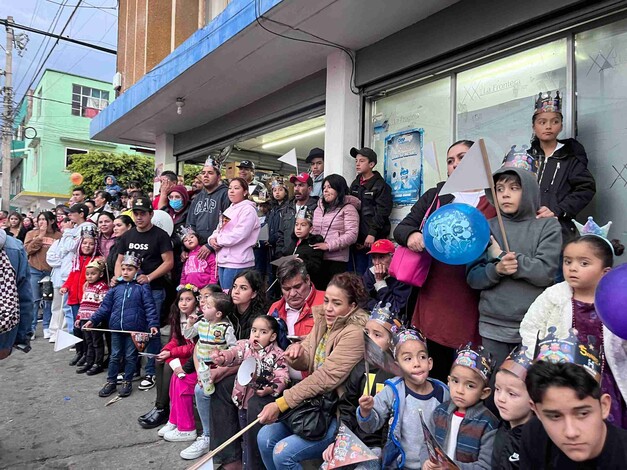 Con magia e ilusión, reciben a los Reyes Magos en el municipio de Hidalgo