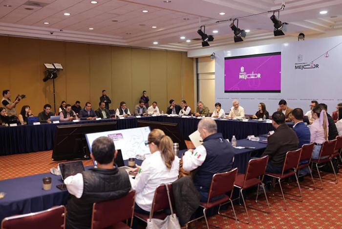 Con Plan Michoacán incrementará a 82 mil las acciones para vivienda social y créditos para jóvenes