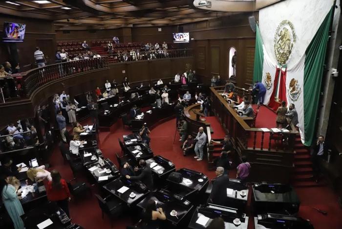 Con una productividad a la alza, cierra 76 Legislatura su primer año de actividades