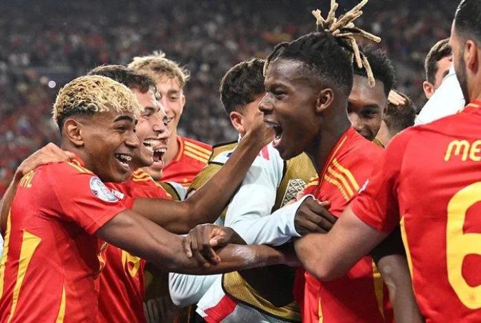Con Yamal como figura, España elimina a Francia, y avanza a la final de la Nations League