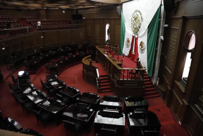 Condena 76 Legislatura asesinato de dos de sus colaboradores y su hija