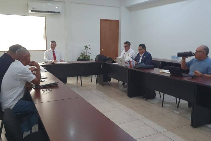 CONTINÚAN MESAS DE TRABAJO ENTRE UMSNH Y SUEUM