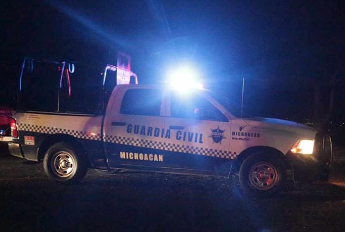 Criminales disparan contra una mujer en la colonia Rubén Romero de Apatzingán; está herida